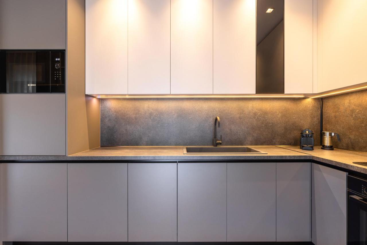 The Five Star Apartment Tesalonika Bagian luar foto